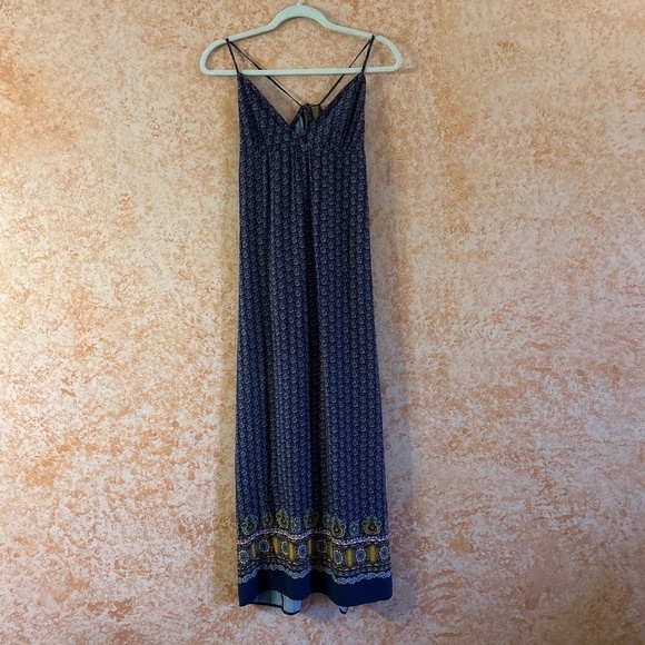 🌿SUMMER SALE🌿 FOREVER 21 Maxi Dress size Small - Picture 1 of 7